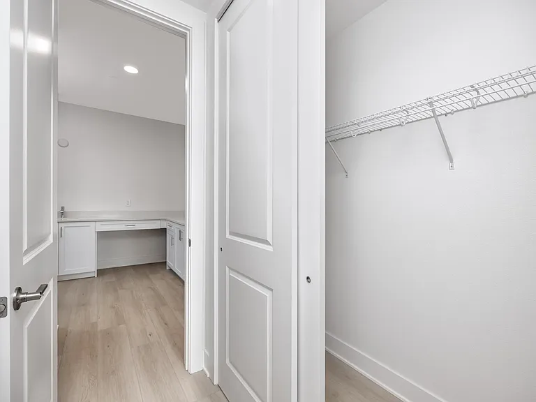 400 150th Ave #503 — Photo 27