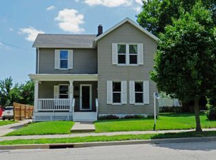 319 E Lincoln St, Bloomington, IL
