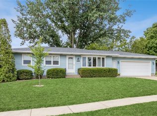 2602 29th St SW, Cedar Rapids, IA 52404