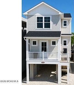1st image of 224 Bay Terrace