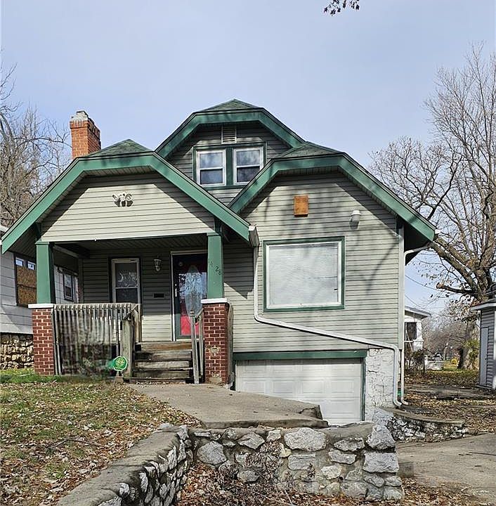 1st image of 1428 E 66th St