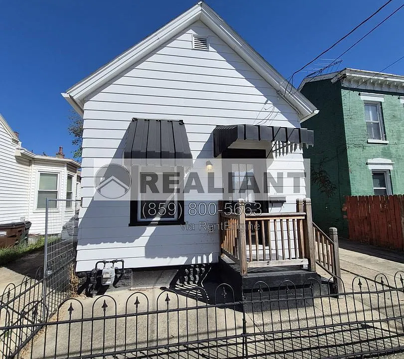 917 Putnam St