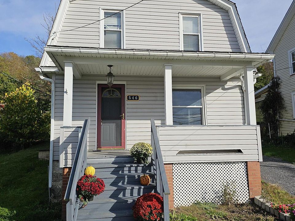 1st image of 546 Bedford St