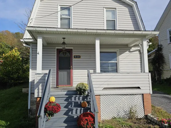 546 Bedford St, Claysburg, PA 16625