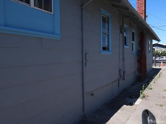 2nd image of 1622 36th Ave