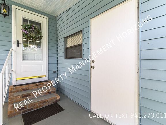 5th image of 317 Bougainvillea Cir