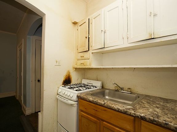 4th image of 4851 N Damen Ave #D500