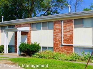 1054 Newton Rd #4, Iowa City, IA 52246