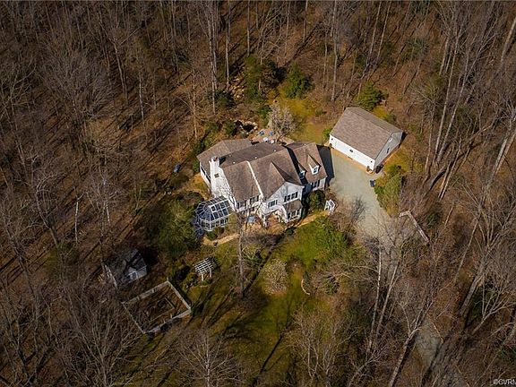 3rd image of 1925 Norwood Creek Dr