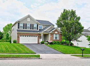 2453 Crestview Woods Ct, Newark, OH 43055