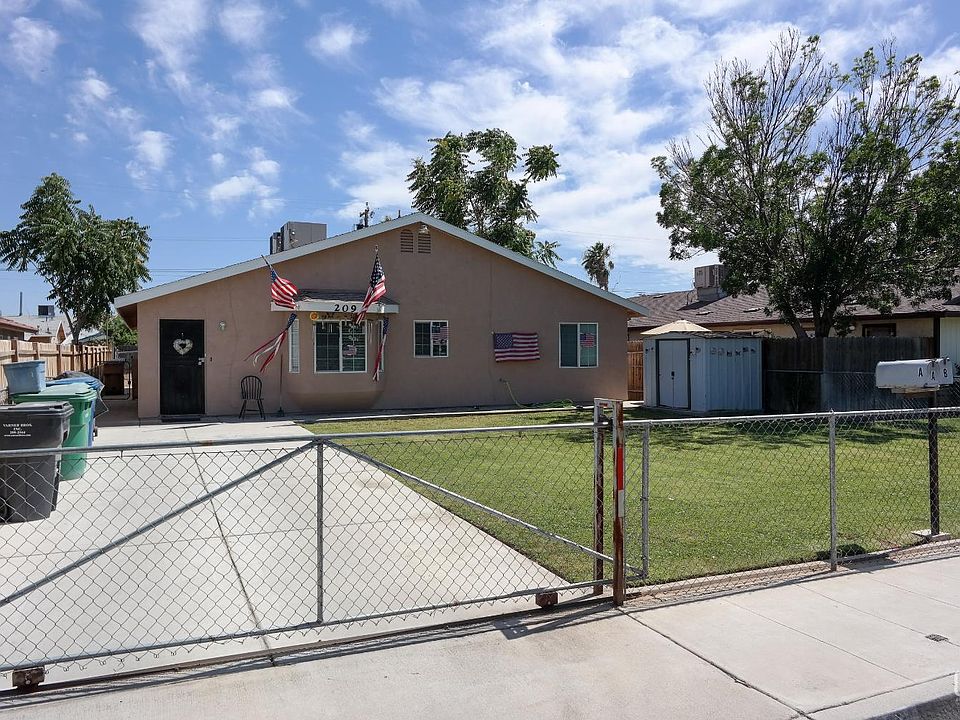 1st image of 209 E Moneta Ave