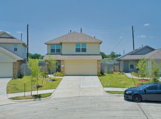 4207 Palmetto Grove Ln, Highlands, TX 77562