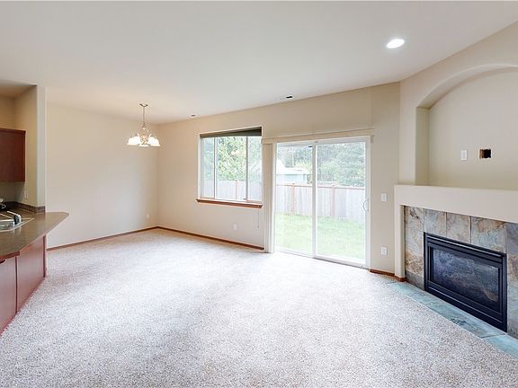 5th image of 18124 75th Ave E