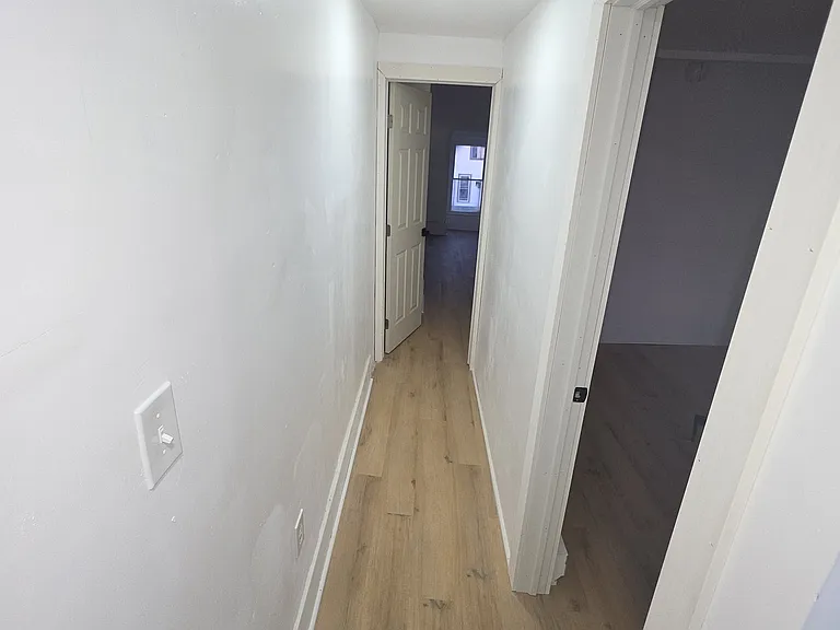 244 S Oak St #1 — Photo 14