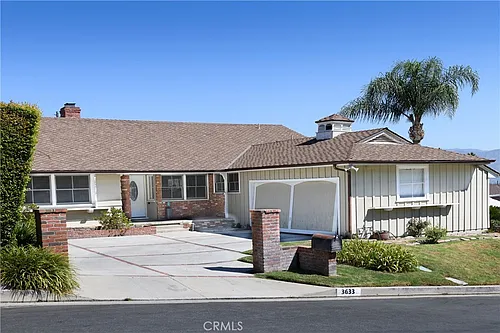 3633 Willowcrest Ave Photo 1