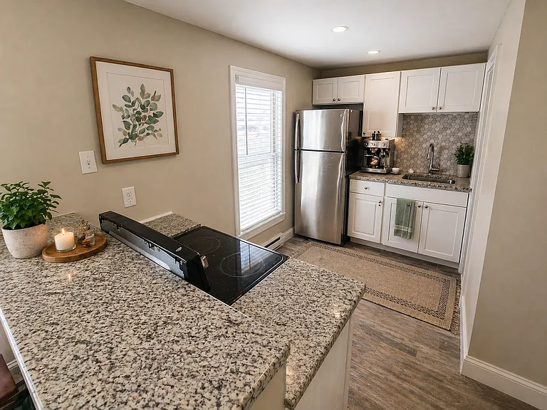 753 Ocean Blvd #6 — Photo 4