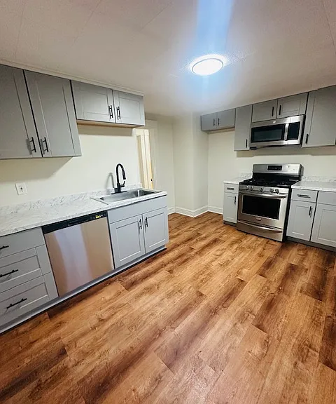 83 North St — Photo 1