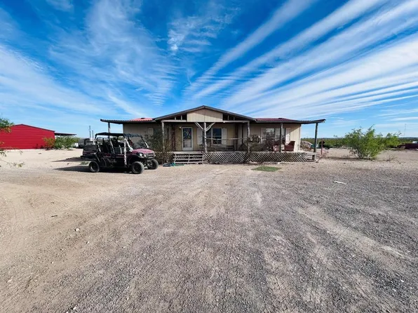 313 W 53rd Ln, Fort Stockton, TX 79735