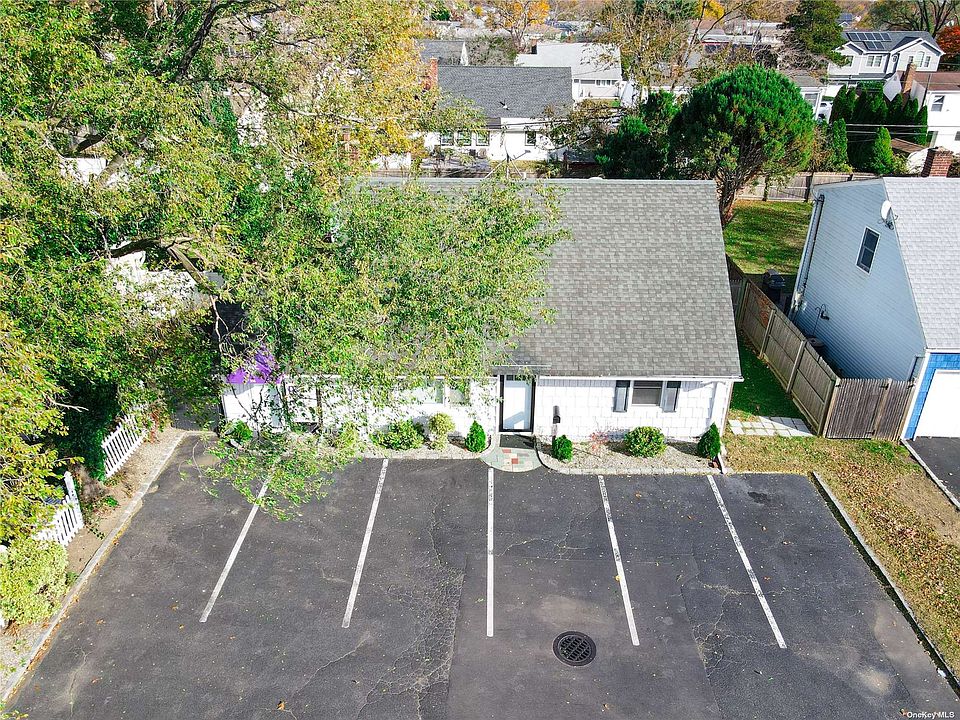 316 Hicksville Road, Bethpage, NY 11714 Zillow