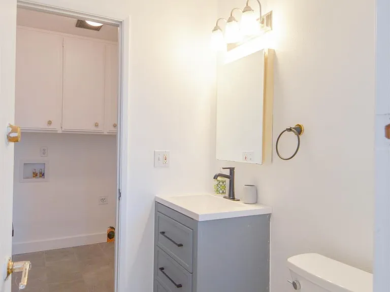 1321 Astoria Dr — Photo 38