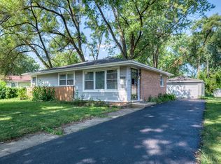 16100 Circle Dr, Markham, IL 60428