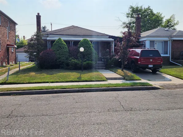 16190 Fairfield St, Detroit, MI 48221