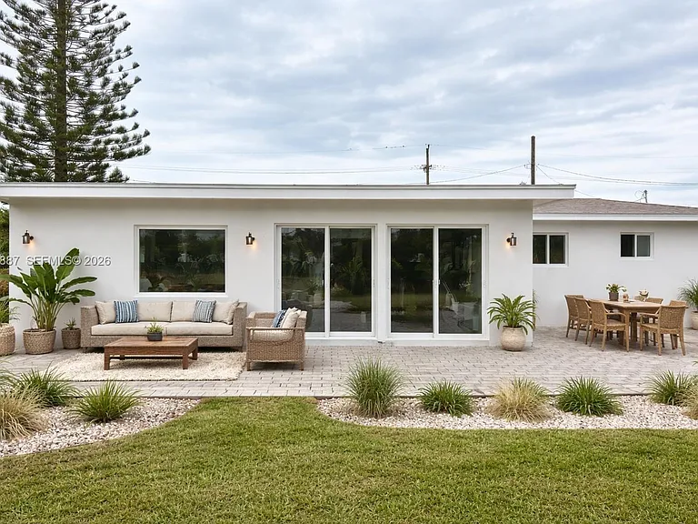1240 Binney Dr — Photo 16