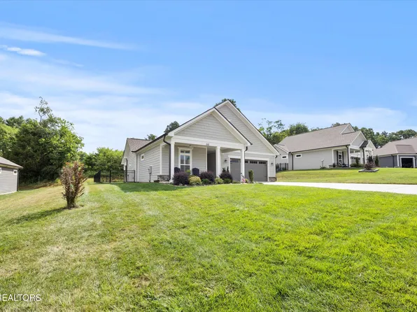 249 Cedar Branch Trl, Lenoir City, TN 37772