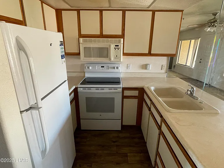 1806 Swanson Ave #228 — Photo 6
