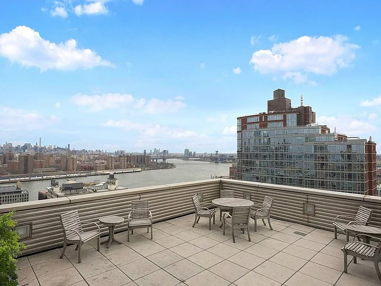 85 Adams St #4A — Photo 10