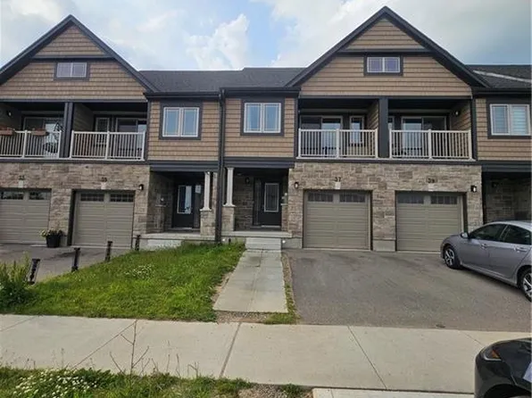37 Munch Ave, Cambridge, ON N1R 0C2