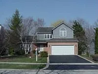 341 Robincrest Ln photo 1