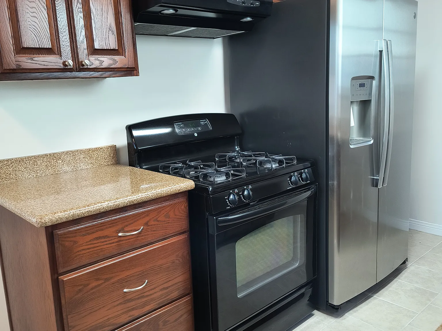2505 Fisk Ln — Photo 4