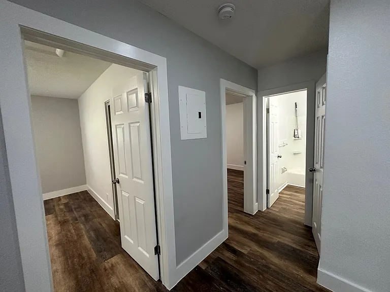 3315 SW 15th Ave #0 — Photo 8