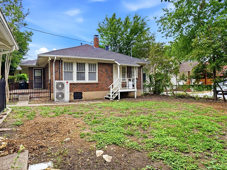 2615 Cockrell Ave — Photo 15