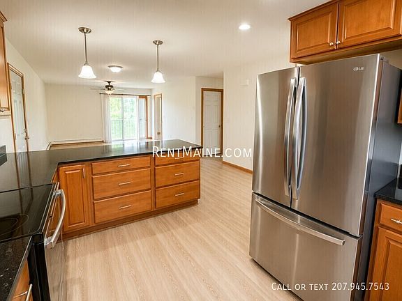 3rd image of 2292 Carmel Rd N APT 9