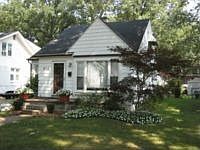 1st image of 806 Catalpa Dr