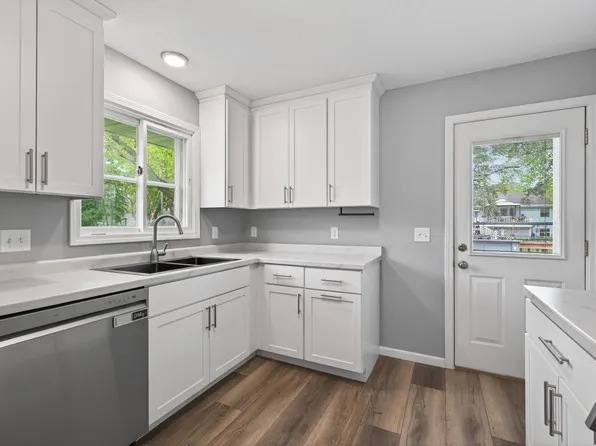 3000 Gettysburg Ave N, New Hope, MN 55427