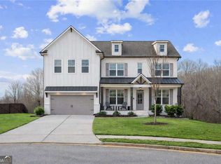 7119 Branch Creek Cv, Flowery Branch, GA 30542