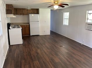 102 Hoover Ln, Satsuma, FL 32189