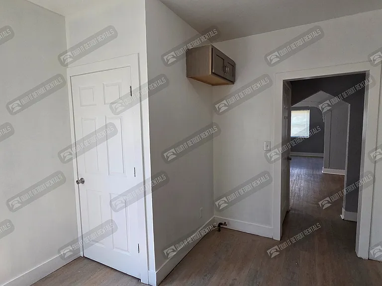 4810 Lenox St — Photo 29