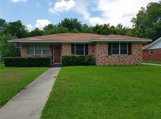 311 Rosedale Dr, Gainesville, TX 76240