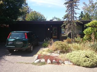 5639 49th Ave SW, Seattle, WA 98136