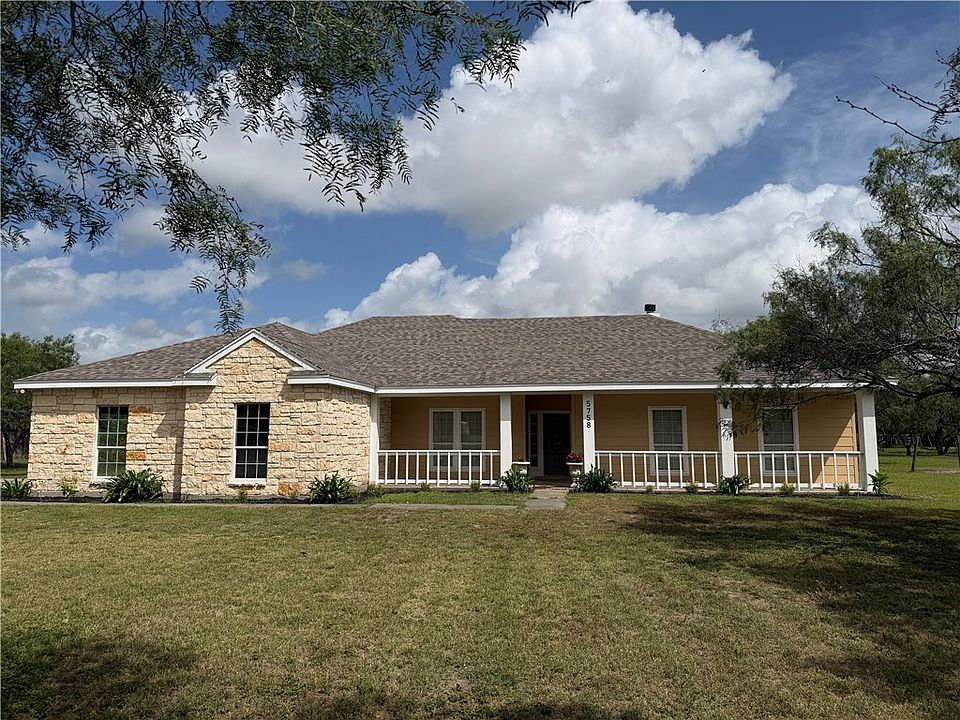 1st image of 5758 Grand Lake Cir