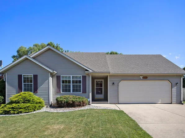 2626 Hazelnut Ln, Kalamazoo, MI 49004
