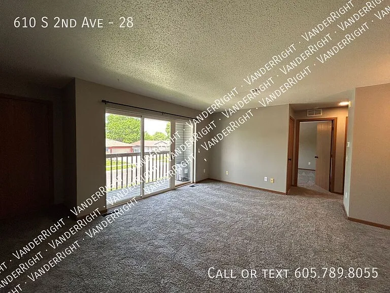 610 S 2nd Ave #28 — Photo 6
