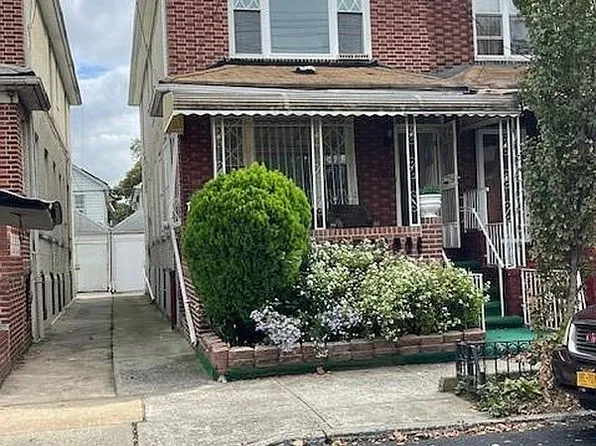 801 E 51st St, Brooklyn, NY 11203