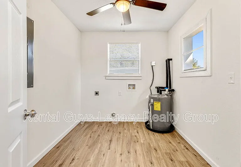 10553 Citrus Ln — Photo 12