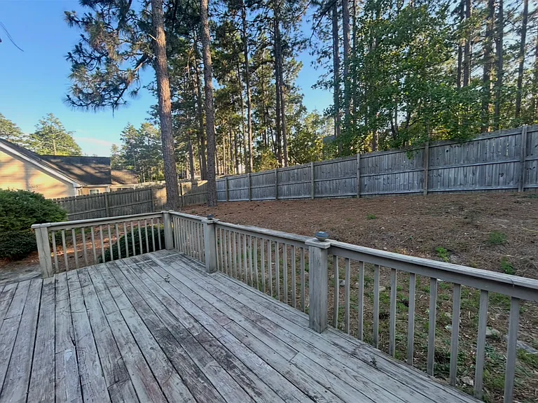 230 Kingswood Cir — Photo 8