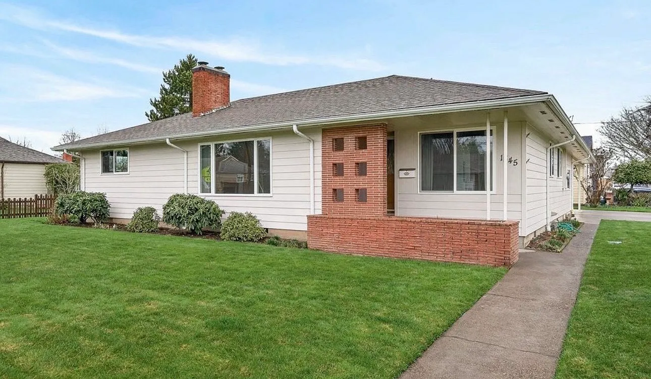 4 bed, 1.5 bath, 1815 sqft, $4,500 — Photo 1